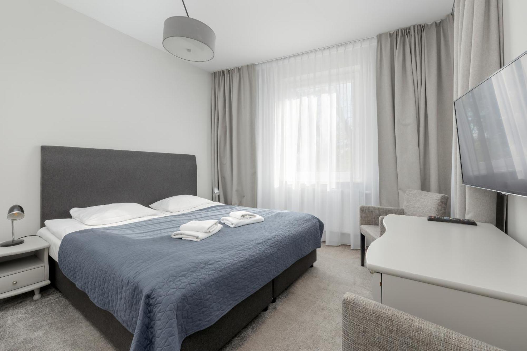 Aparthotel Etna Kolobrzeg Ngoại thất bức ảnh